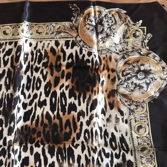 NWT Echo Silk Scarf - Picture 2 of 6